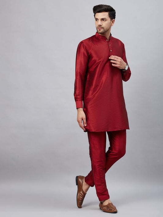 VM Men's Maroon And Maroon Cotton Blend Kurta Pyjama Set