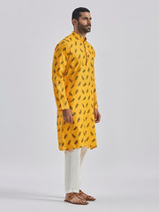 VASTRAMAY Men's Yellow Muslin Cotton Kurta Pyjama Set