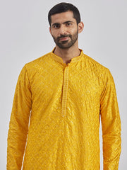 VASTRAMAY Men's Yellow And Cream Silk Blend Kurta Pyjama Set