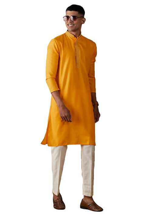 Vastramay Men's Yellow Cotton Blend Kurta