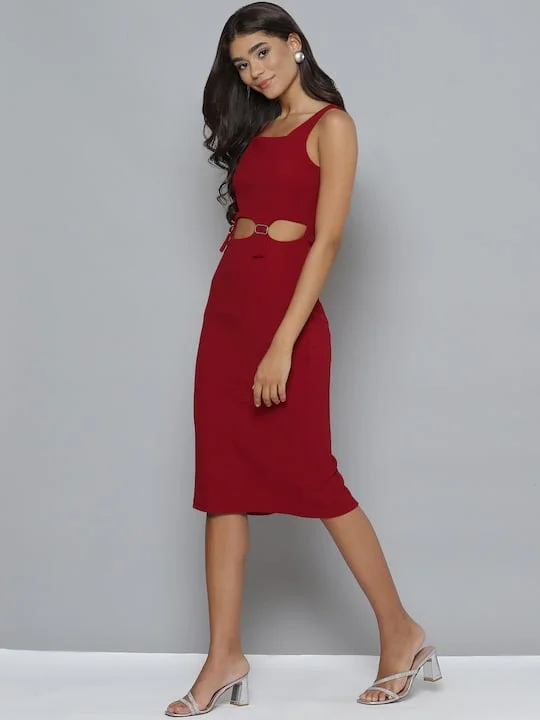Maroon Cut Out Buckle Detail Bodycon Dress