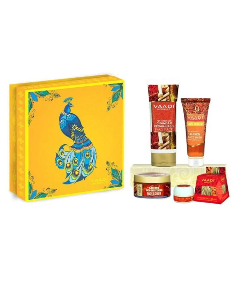 Elegant Organic Beauty Gift Set with the Saffron range for glowing and beautiful skin