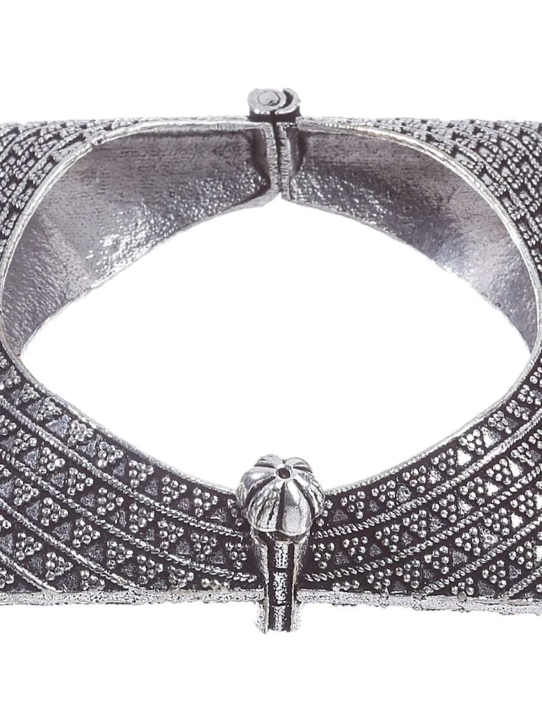 Silver-Toned Brass Oxidized Silver-Plated Bangle-Style Bracelet