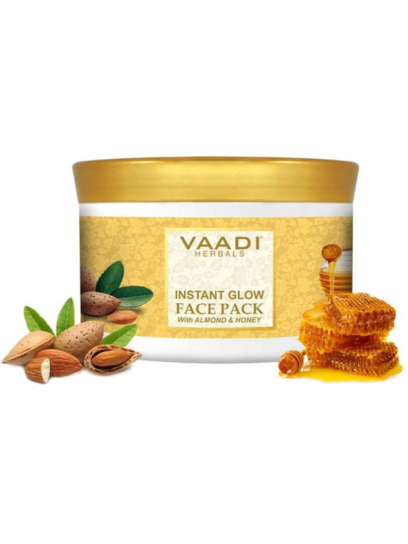 Organic InstaGlow Face Pack with Almond & Honey - Reduces Pigmentation - Gives Instant Glow (600 gms/ 21.16 oz)