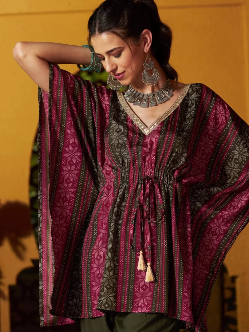 Women Maroon Geometric Floral Short Kaftan Top