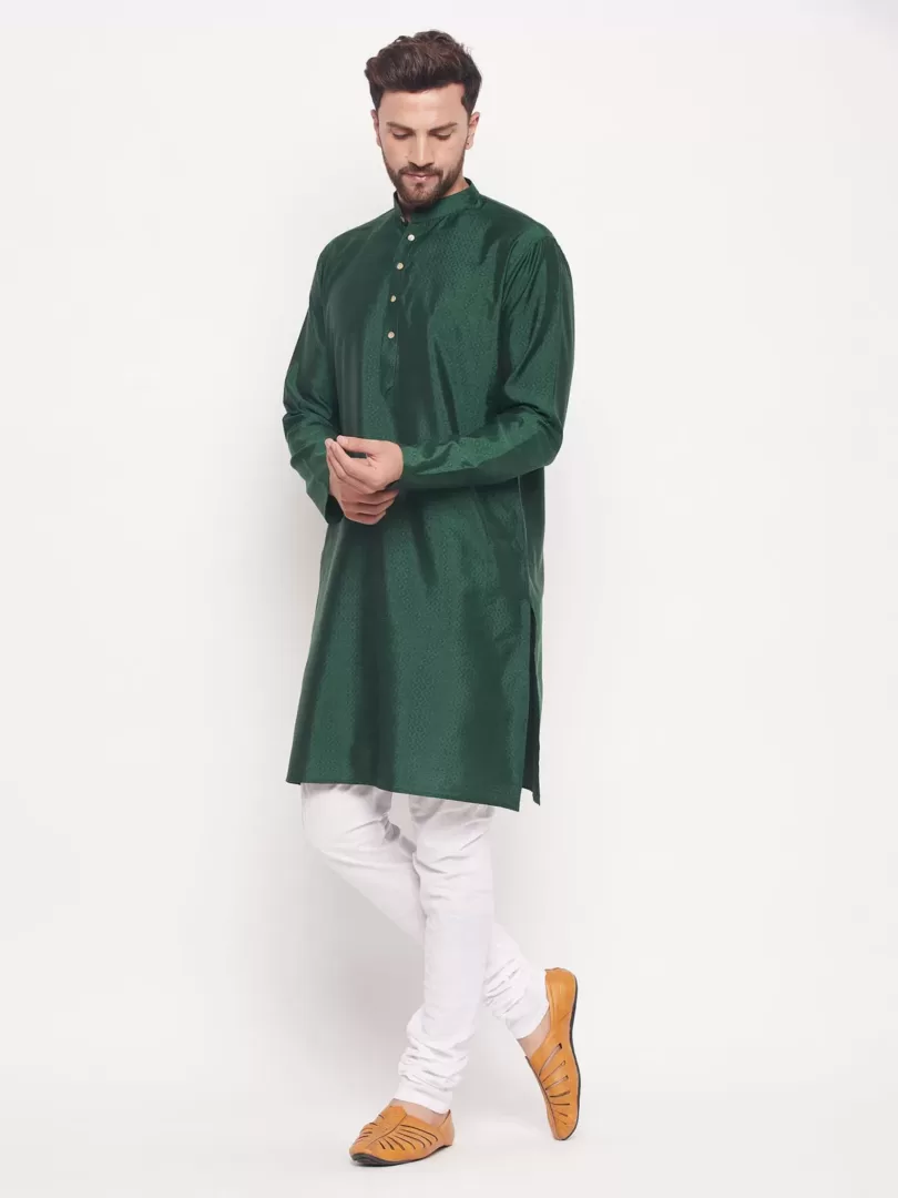 Men's Green And White Silk Blend Kurta Pyjama Set