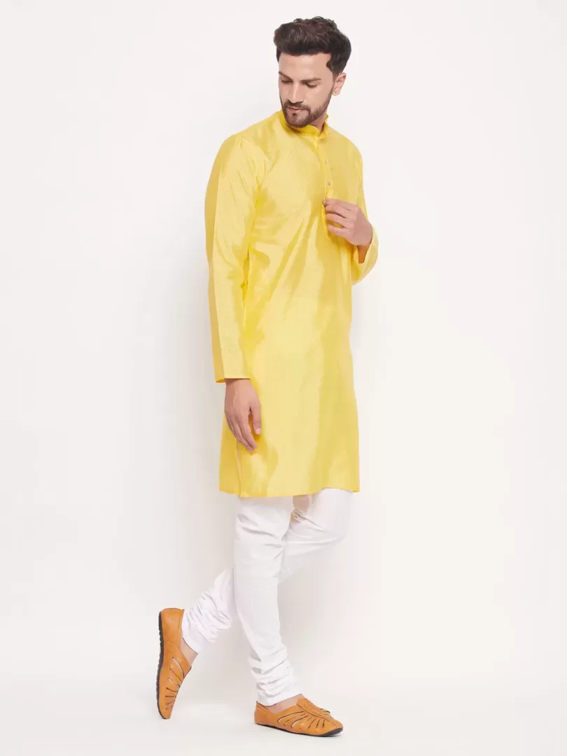 Men's Yellow And White Silk Blend Kurta Pyjama Set
