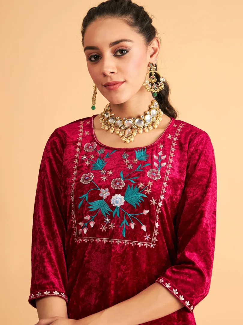 Women Fuchsia Velvet Embroidered Short Kurta With Dhoti Pants