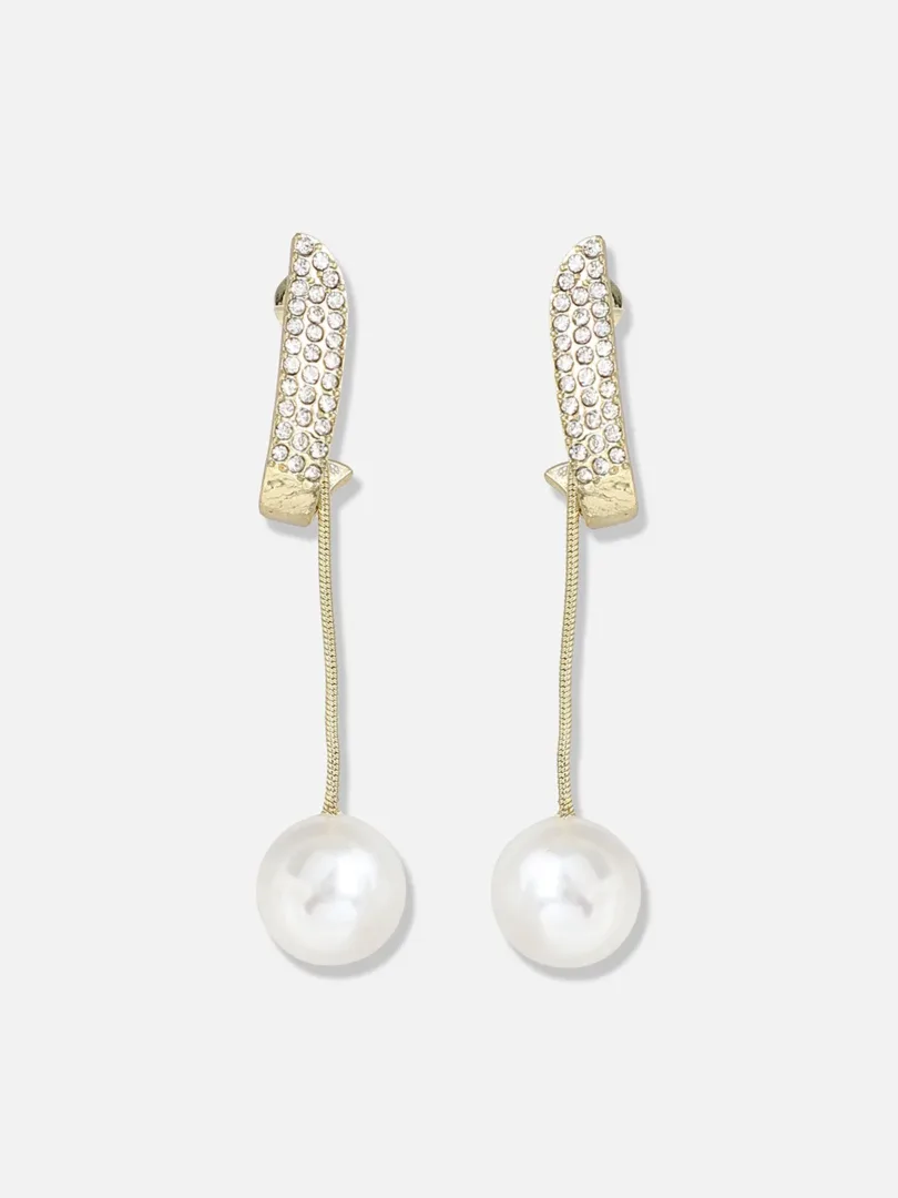 Silver Plated Pearls Casual Drop Earring For Women