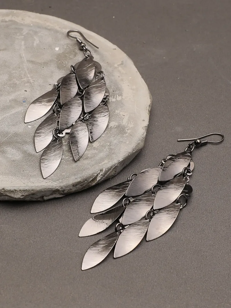 Silver Plated Designer Drop Earring