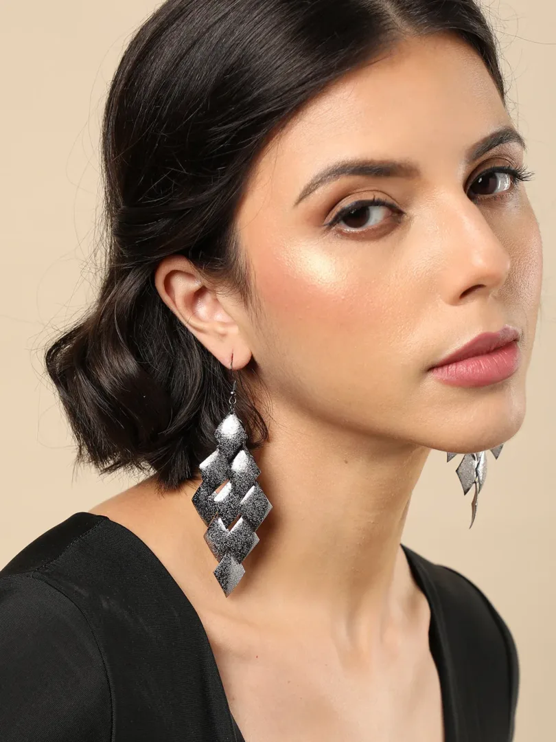 Silver Plated Designer Drop Earring