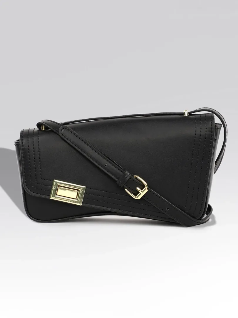 Solid Magnet Lock Clutch Bag with Buckle Detail