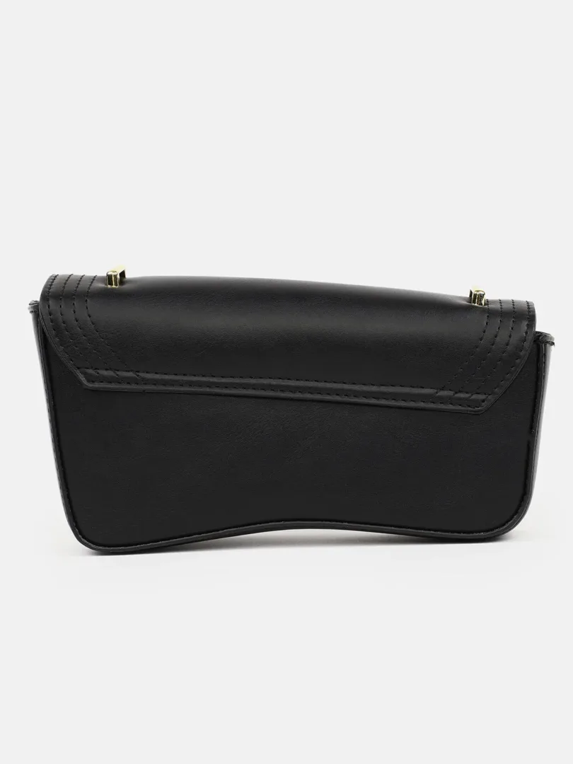 Solid Magnet Lock Clutch Bag with Buckle Detail