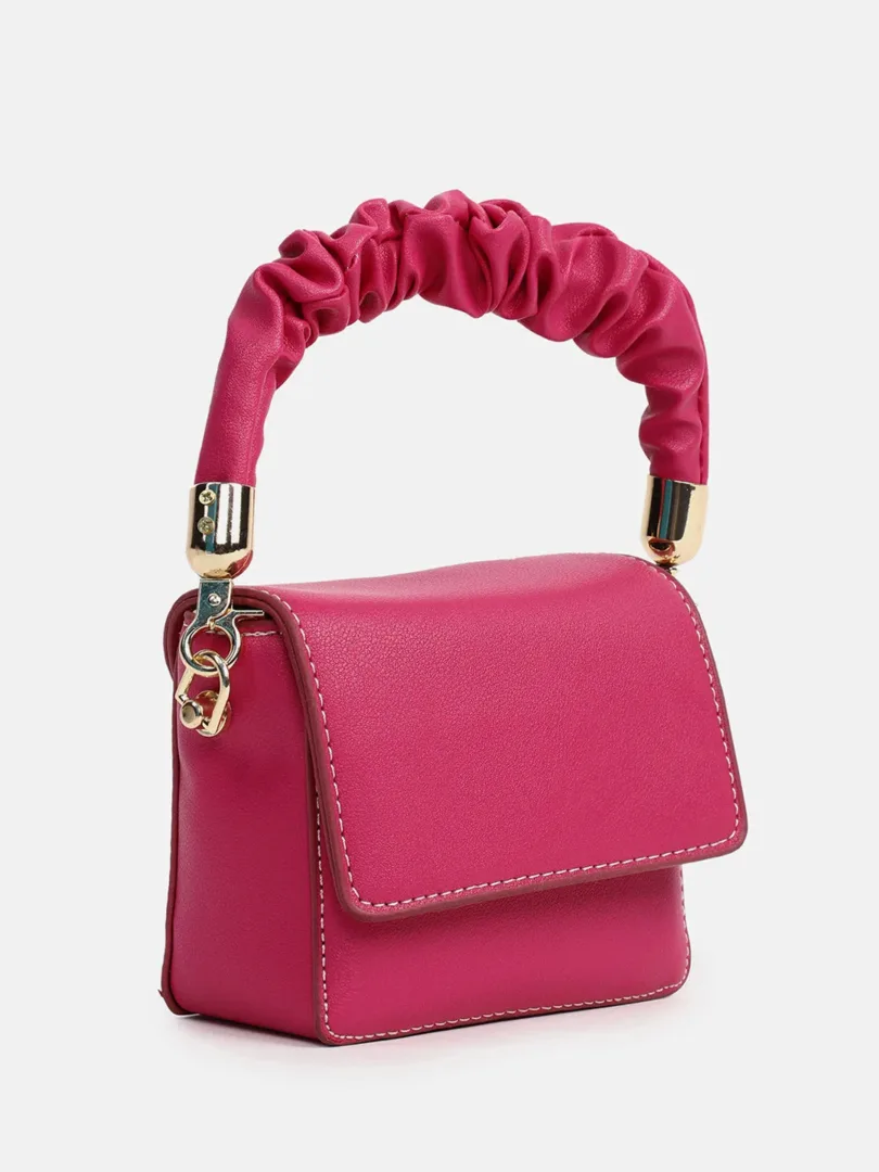 Textured Magnet Lock Hand Bag with Chain detail