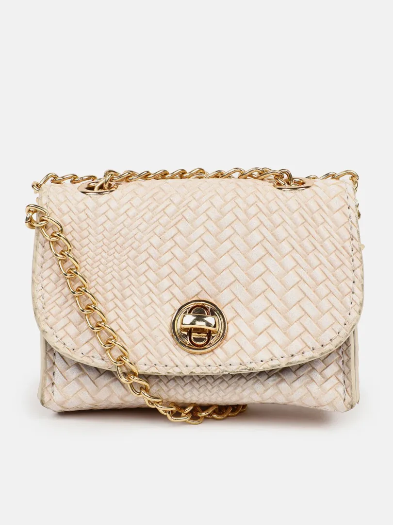 Textured Magnet Lock Hand Bag with Chain Strap