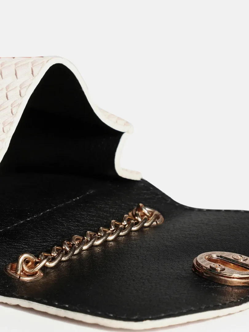 Textured Magnet Lock Hand Bag with Chain Strap