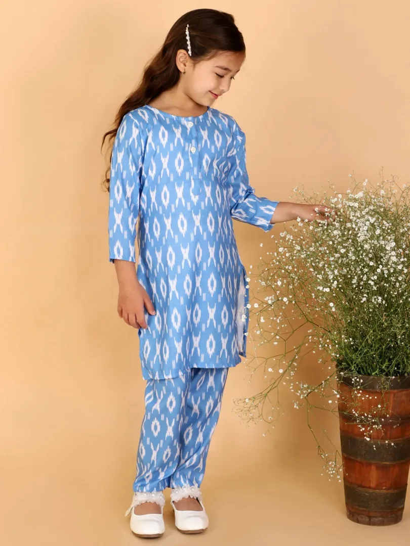 Girls Aqua Blue Kurta And Pant Set