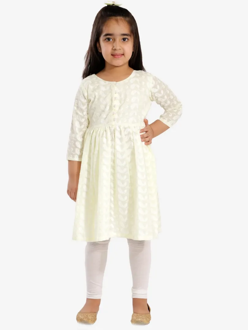 VASTRAMAY Boys' Yellow And White Kurta Pyjama Set & Girls' Chikankari Cotton Kurta And Leggings Set