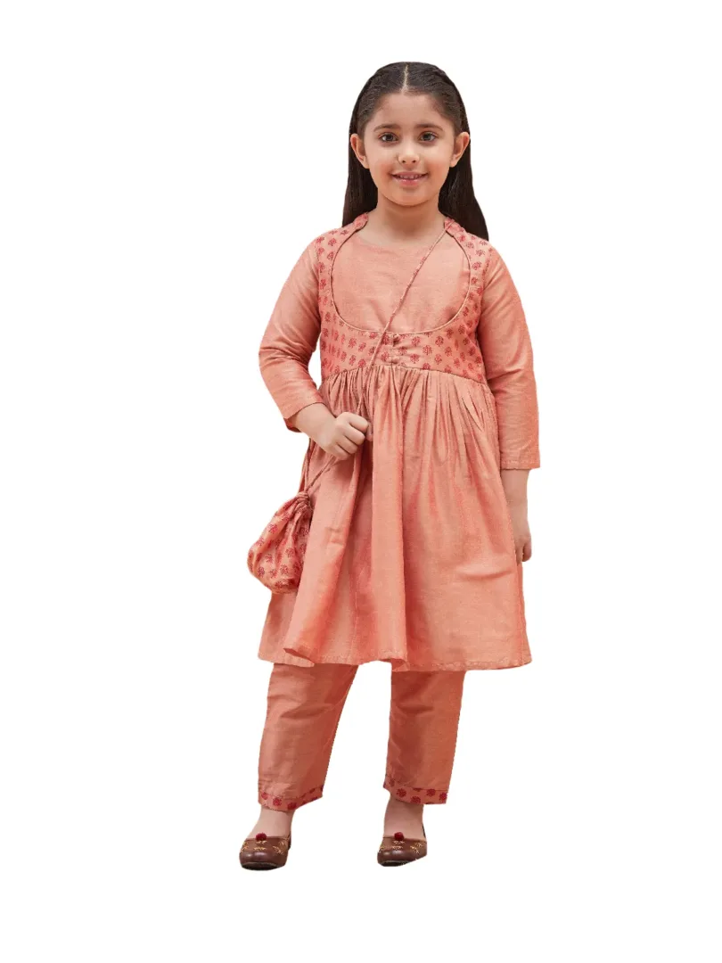 Girls Pink Kurta And Pant Set