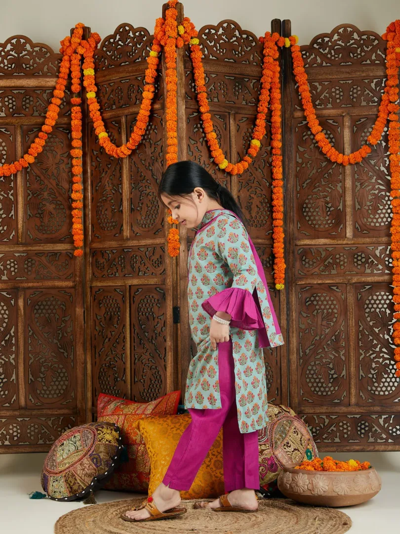 Girls Green And Pink Kurta, Pant And Dupatta