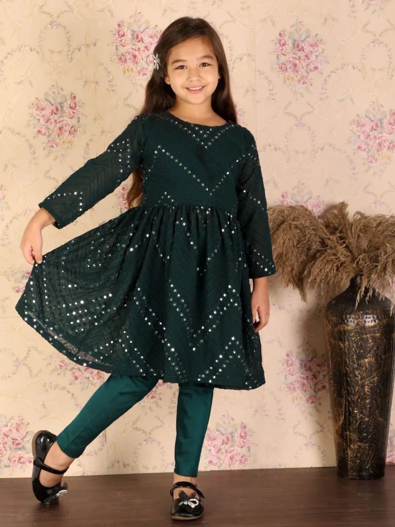 Girls Green Kurta And Churidar