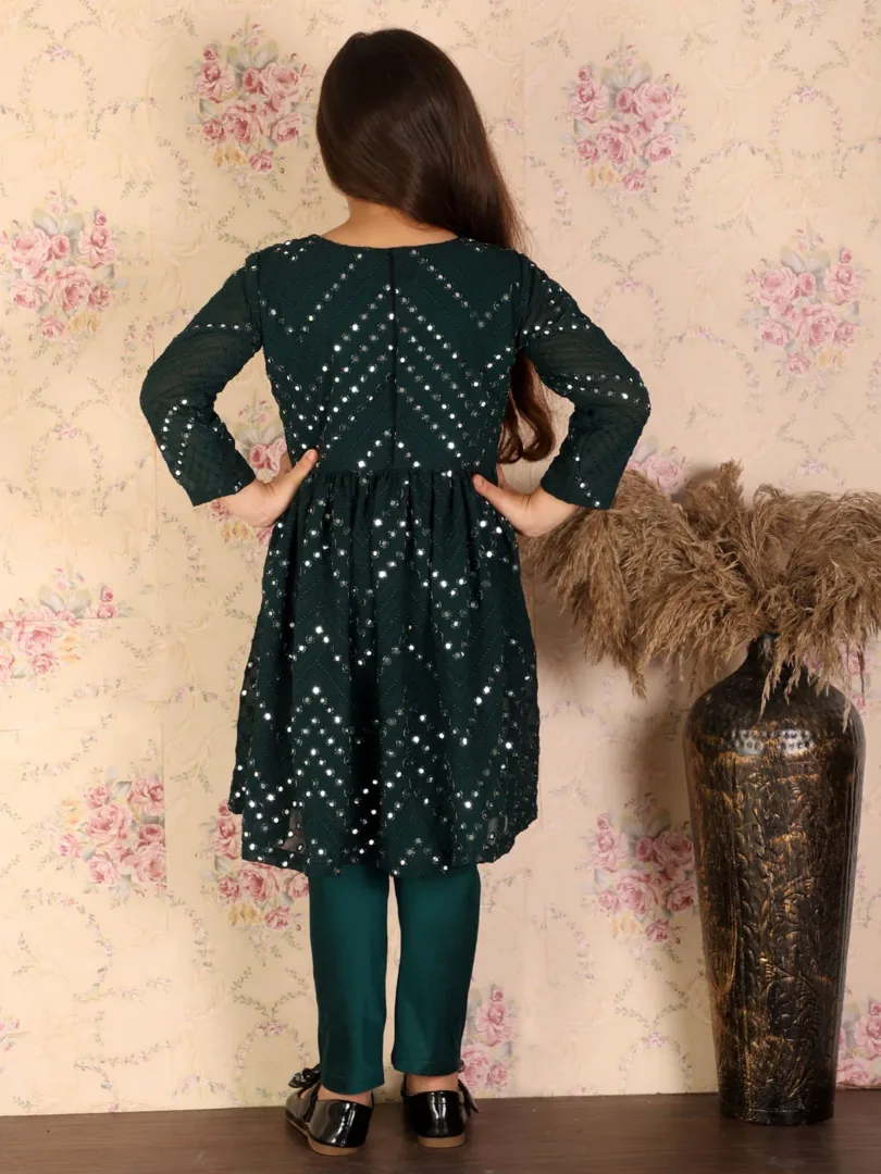 Girls Green Kurta And Churidar