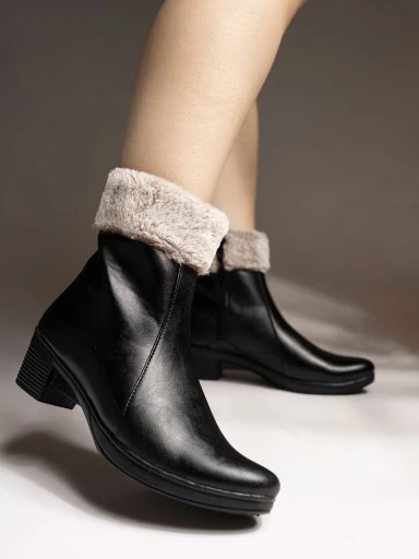 Stylish Trendy Smart Casual Black Boots For Women & Girls