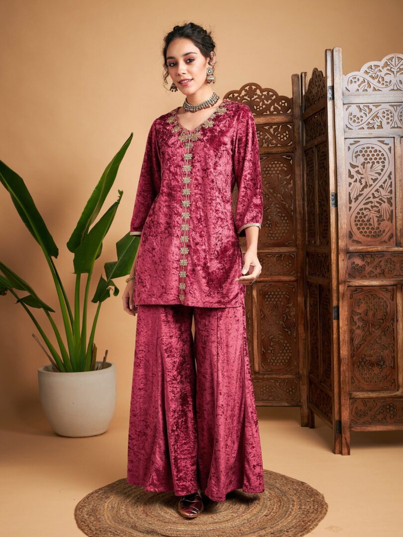 Women Pink Velvet Front Embroidered Short Kurta