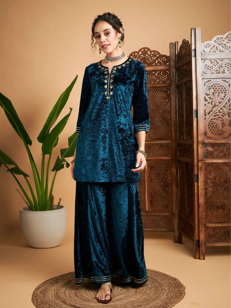 Women Teal Velvet Embroidered Short Kurta