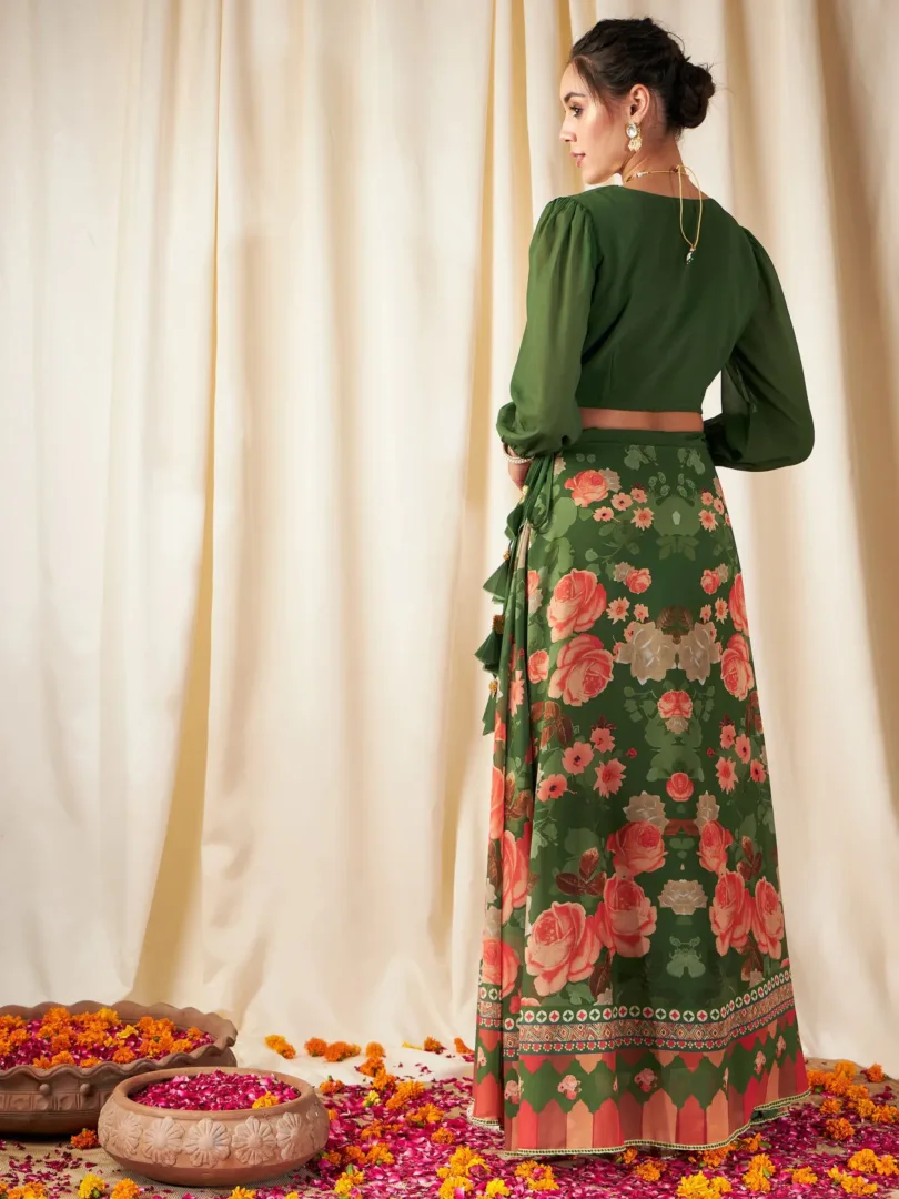 Women Green & Peach Floral Bias Flared Skirt With Crop Top