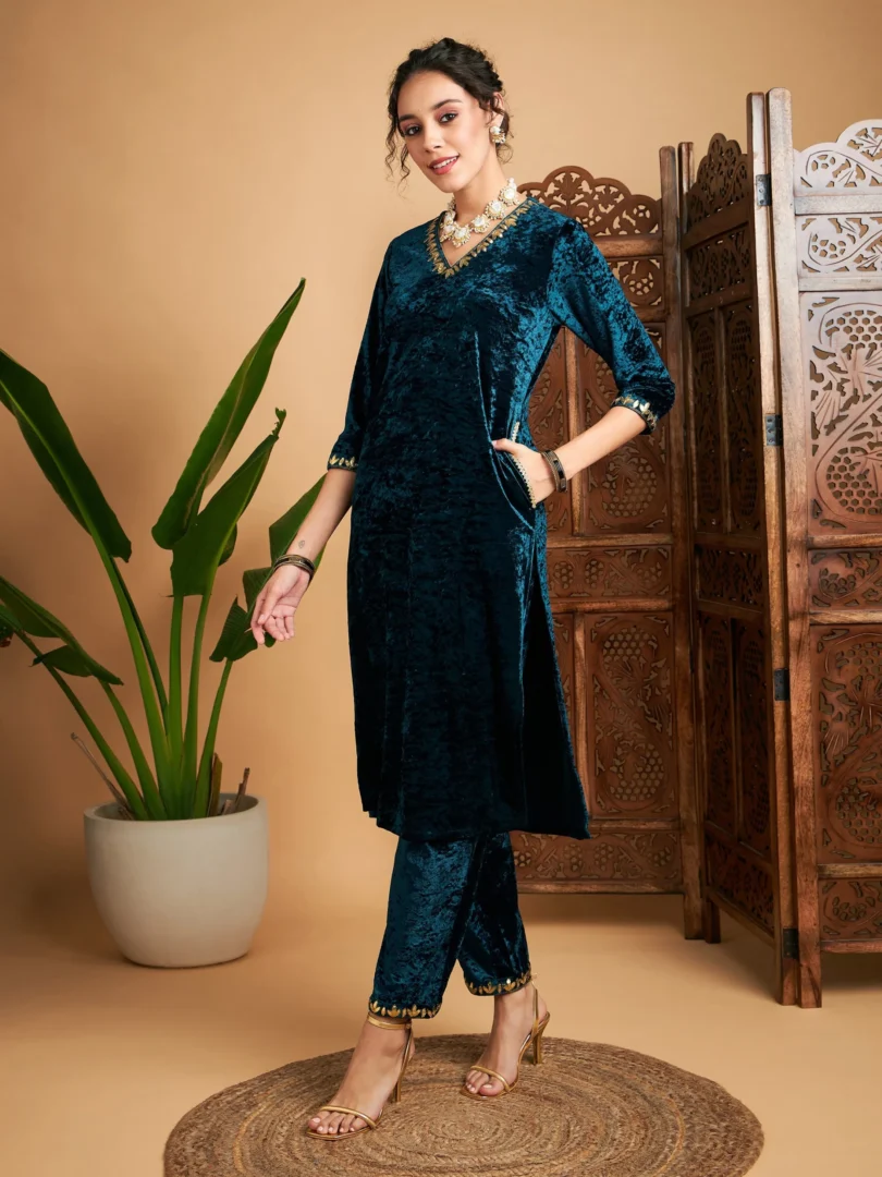 Women Teal Velvet Gota Patti Embroidered Kurta With Pants