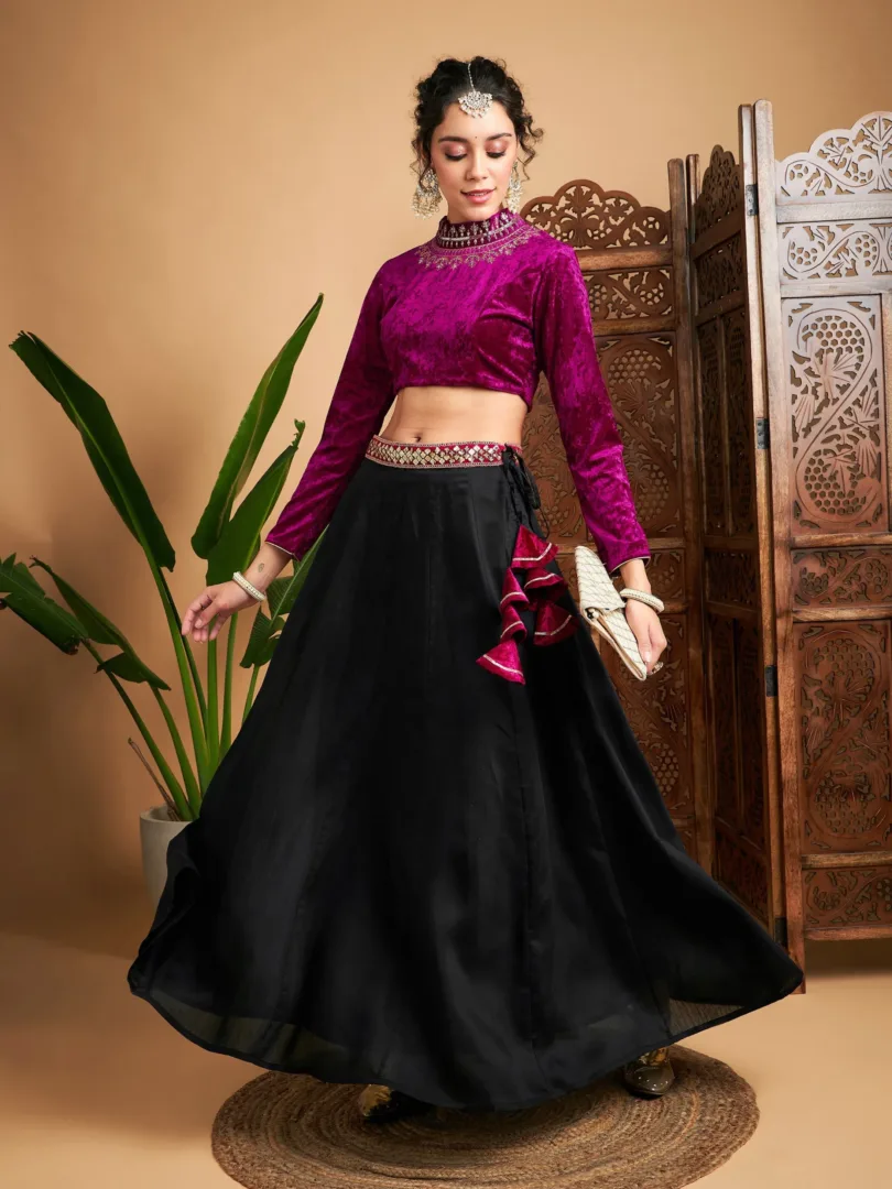 Women Black Solid Skirt With Fuchsia Velvet Crop Top