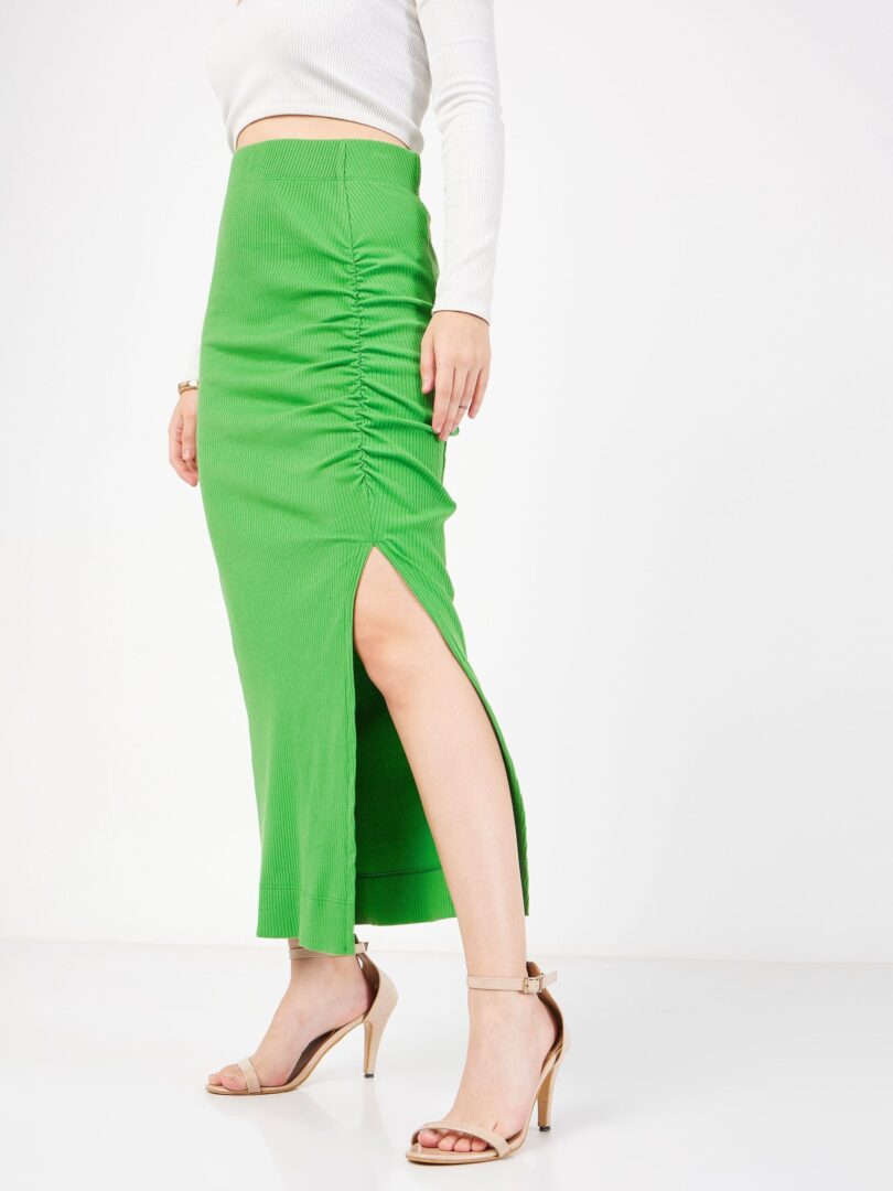 Women Green Rib Front Ruched Midi Skirt