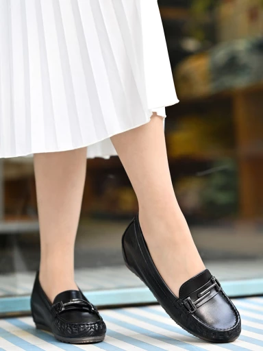 Smart Casual Buckle Detailed Black Loafers For Women & Girls