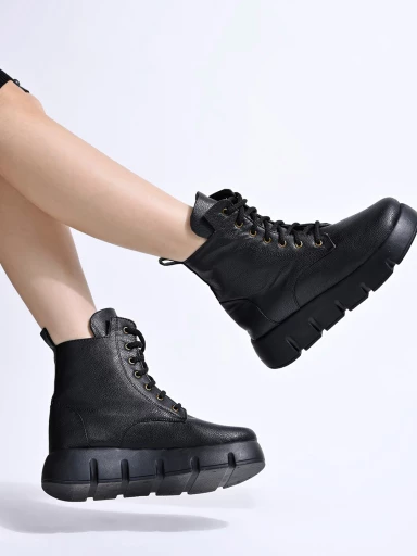 Smart Casual Black Boots For Women & Girls