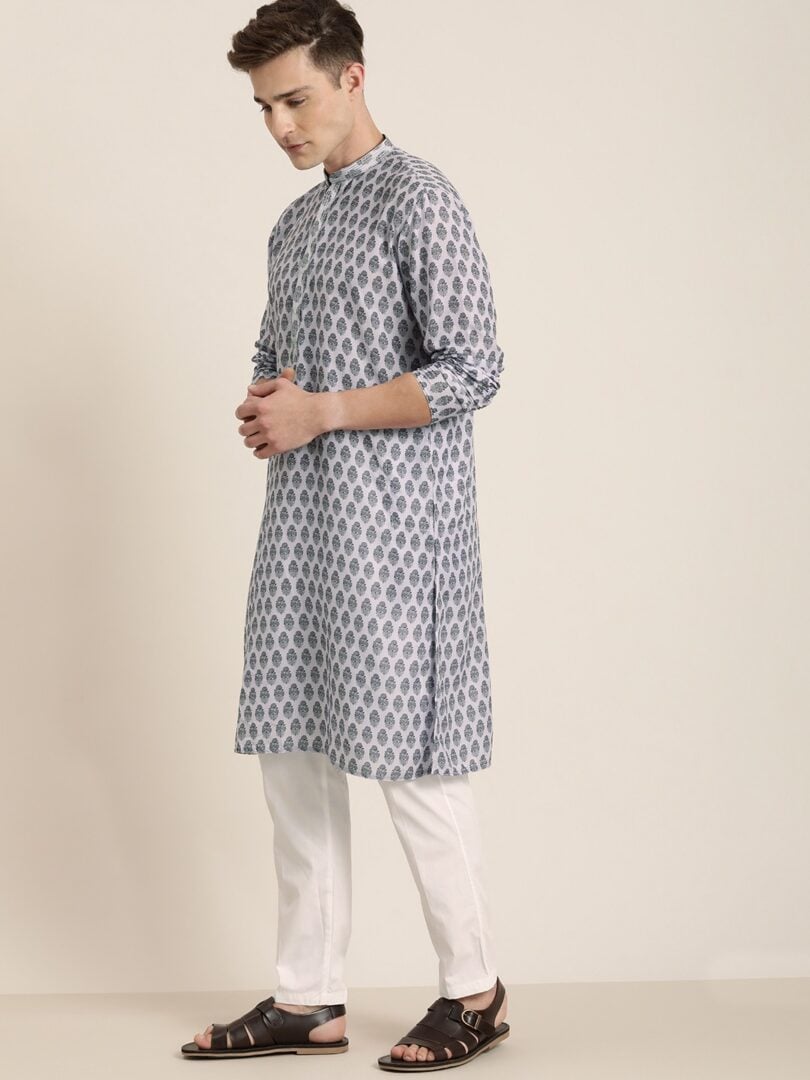 Men's Grey And White Cotton Blend Kurta Pyjama Set