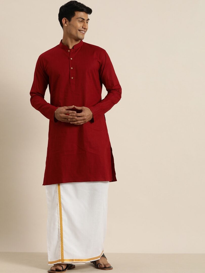 Men's Maroon and White Cotton Blend Kurta And Mundu Set