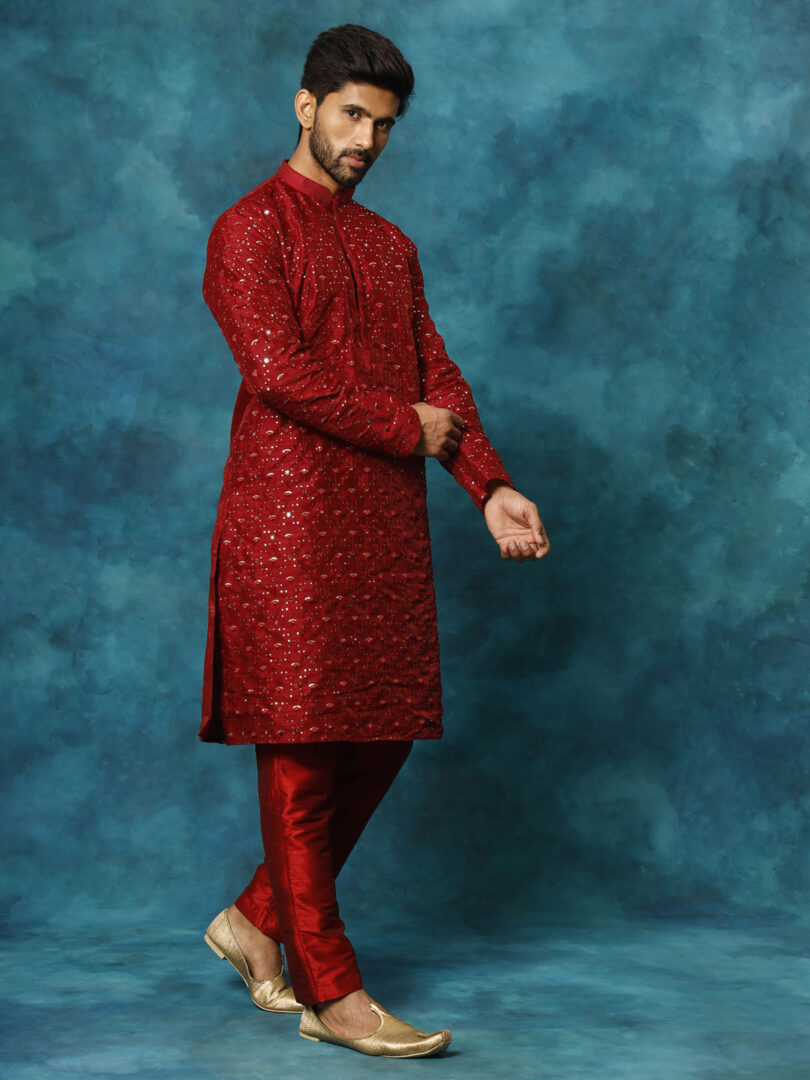 Men's Maroon And Rose Gold Silk Blend Kurta Pyjama Set