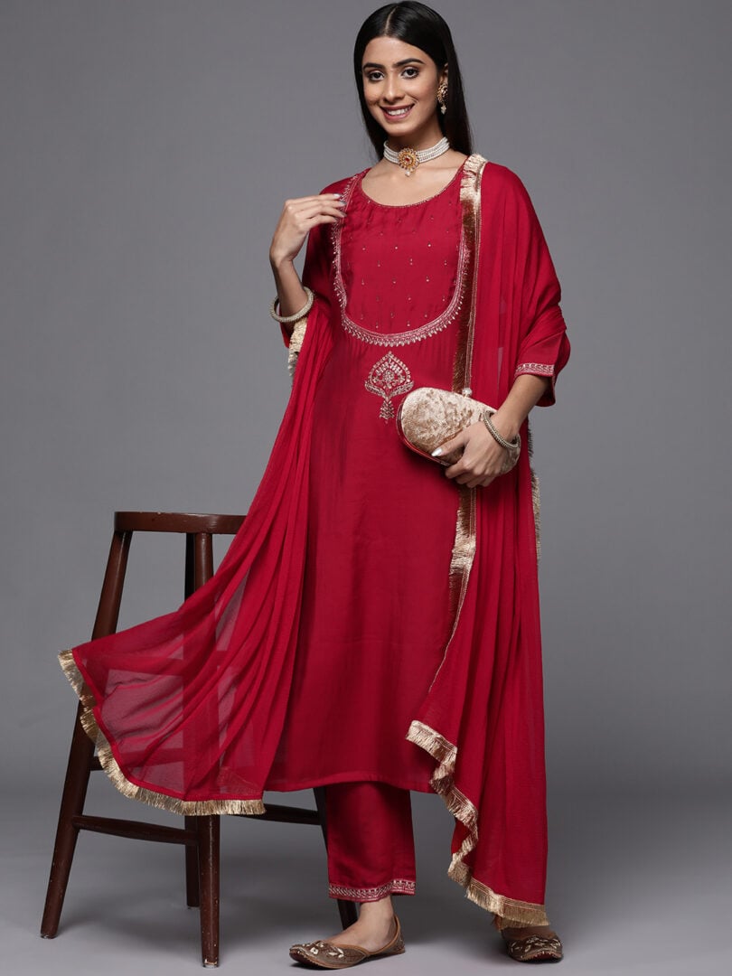 Red Embridered Kurta Paired With Tonal Botom And Dupatta