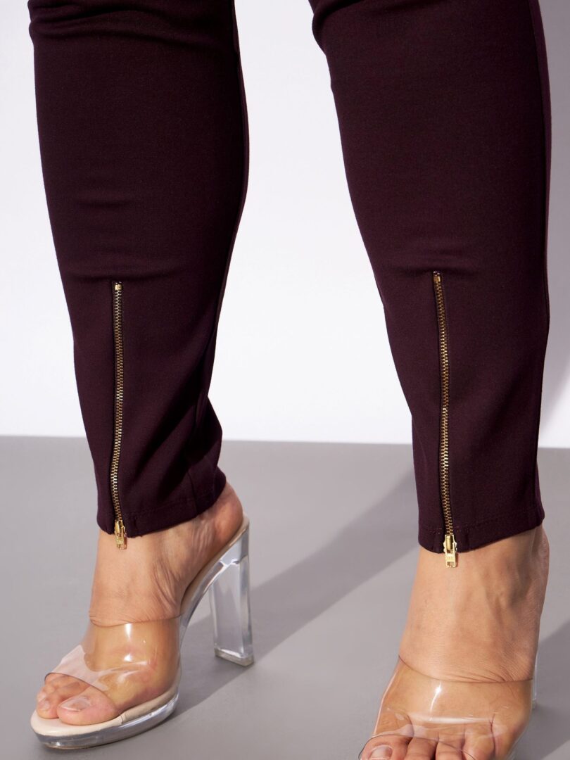 Women Burgundy Metal Zipper Hem Detail Pants