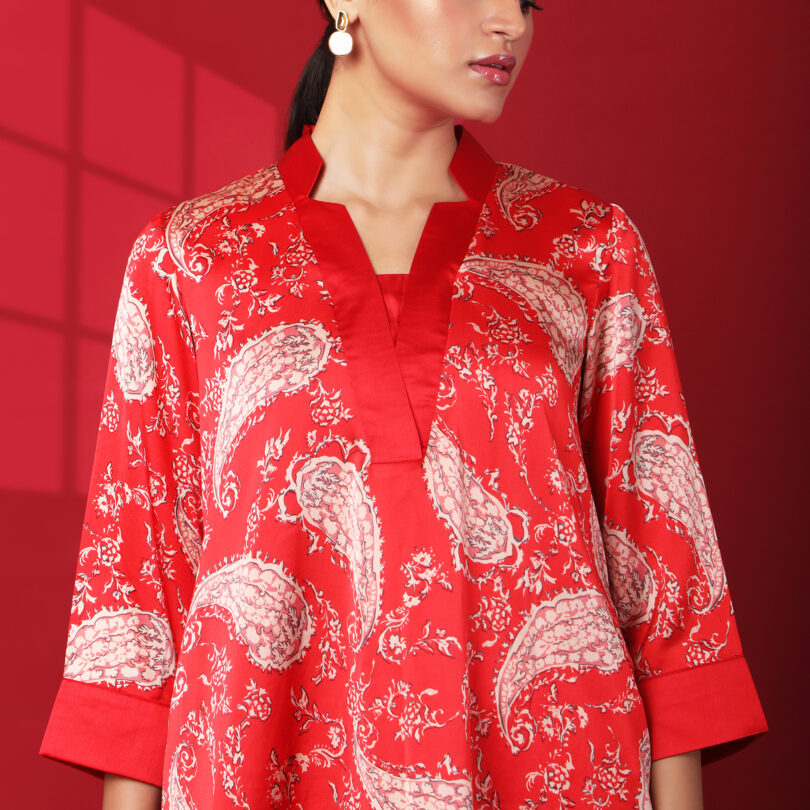Kaya solid red & paisley printed tunic