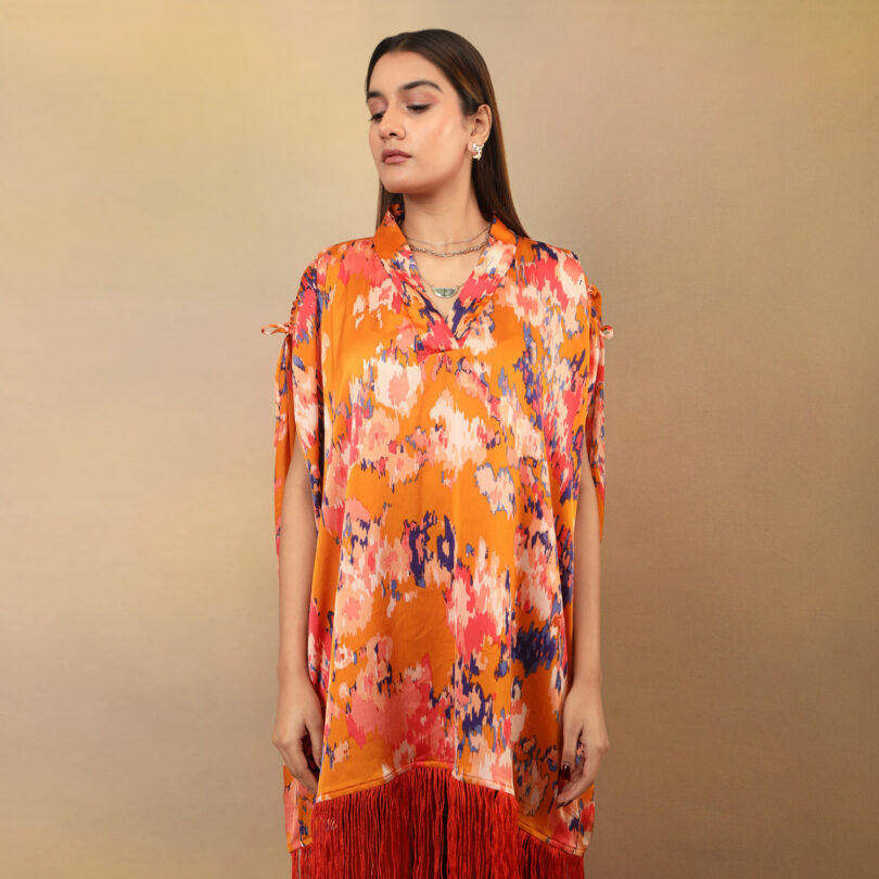 Printed kaftan with tassels