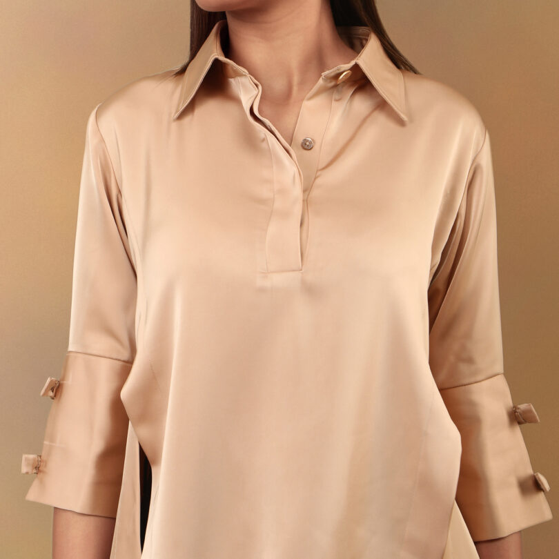 Beige slit and collared high low top