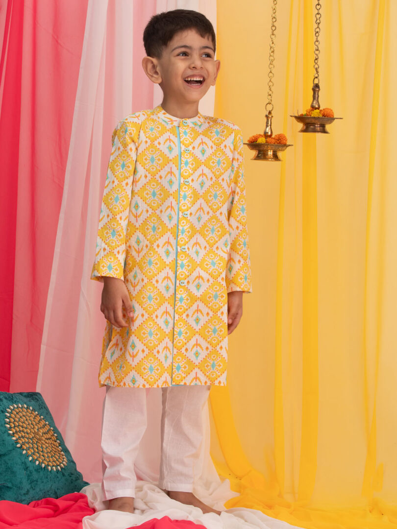 Boys' Yellow And White Kurta Pyjama Set