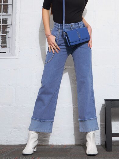 Women Blue Color Block Chain Detail Streetstyle Jeans