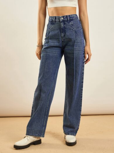 Women Blue Washed Front Darted Straight Fit Jeans