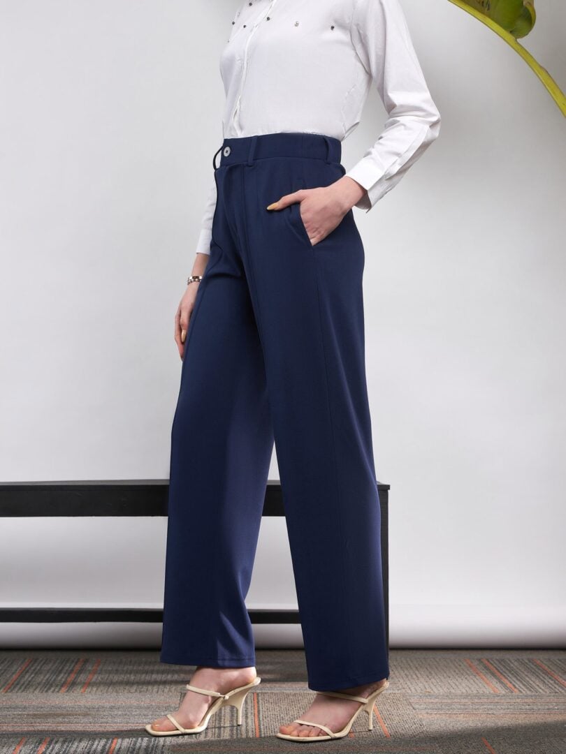 Women Navy Front Darted Knitted Straight Pants