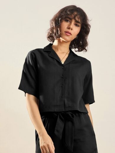 Women Black Tencel Notch Collar Crop Shirt