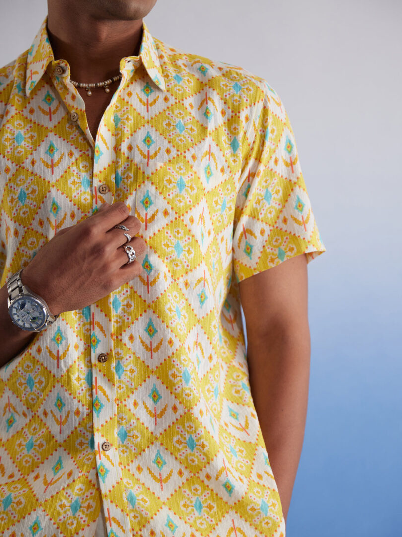 MEN'S YELLOW IKKAT PRINT COTTON SHIRT