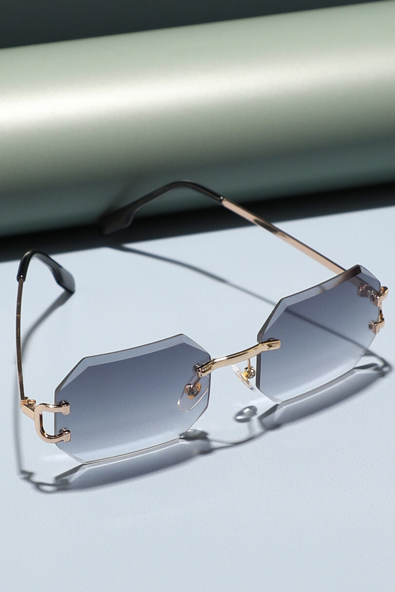 Rimless Rectangle Sunglass